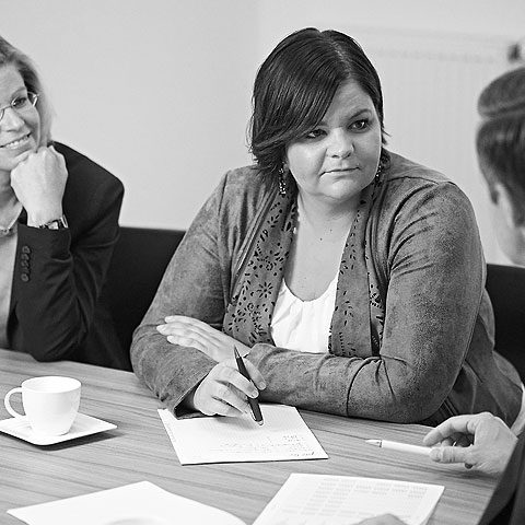 Gerrit Ricker mit Petra Glüpker und Irene Schubert SW